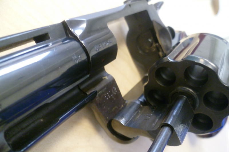 Revolver Colt Python .357 Magnum – obrázek 4