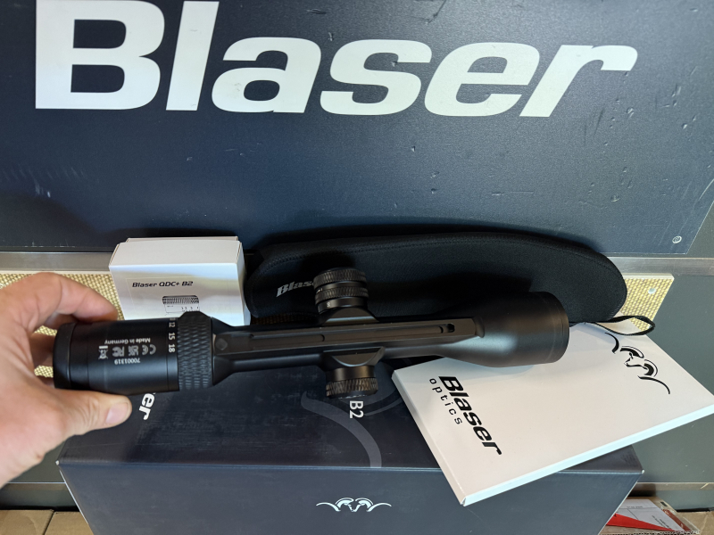 Neuheit--- Blaser B2 3-18x50 iC Leuchtabs. 4a Zeiss Innenschiene – Bild 2