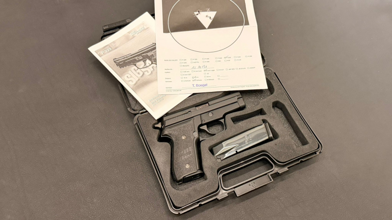 SIG Sauer P229 | SA/DA | 9mmLuger | SIG Sauer Koffer | 2 Magazine | Made in Germany | Schussbild – Bild 4