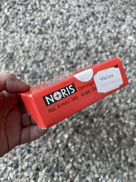 Noris Twinny Derringer Karton Verpackung – immagine 3