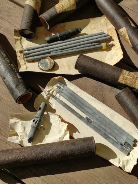"Neuer" zerlegbarer G.I.-Putzstock M10 Garand M1 / M14 (Original USGI M10 cleaning rod NOS) – billede 2