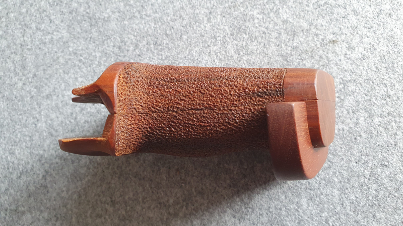 Seltener verstellbarer Matchgriff aus Nussbaumholz für Taurus 669/689 evtl. Smith & Wesson – billede 5
