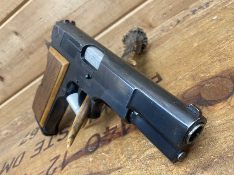 SLP FEG Mod.GKK-45, Kal..45ACP, mit Holzgriffschalen, – Bild 5
