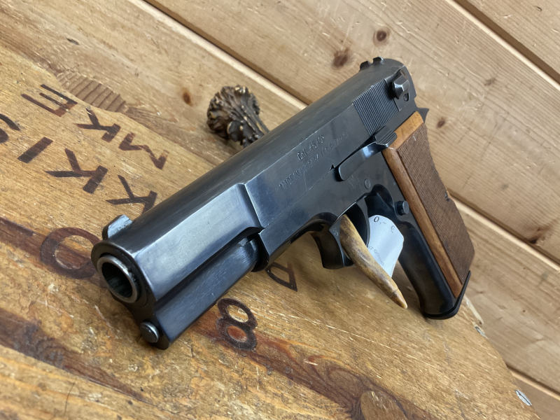 SLP FEG Mod.GKK-45, Kal..45ACP, mit Holzgriffschalen, – Bild 2