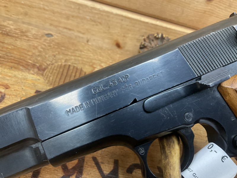 SLP FEG Mod.GKK-45, Kal..45ACP, mit Holzgriffschalen, – Bild 3