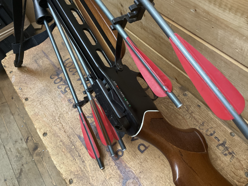 Armbrust BARNETT mit 5 Bolzen und Halterung!!! – Bild 4