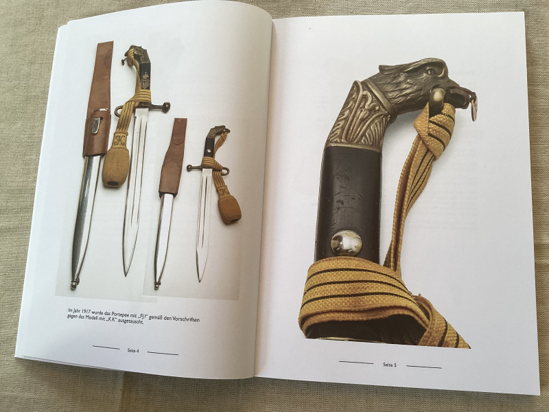 Tolles neues Buch über österreichische Bajonette, Fliegerdolche,Peterlongo, Portepees – imaginea 2