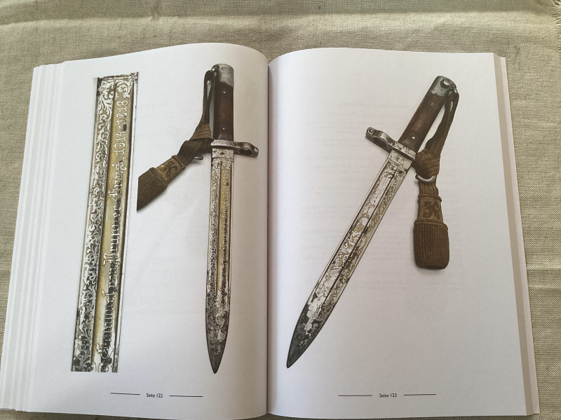 Tolles neues Buch über österreichische Bajonette, Fliegerdolche,Peterlongo, Portepees – imaginea 4