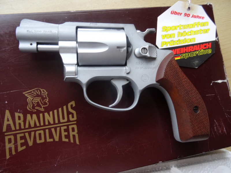 Arminius HW-88-Airweight-Weihrauch-Kal 9mm – attēls 3
