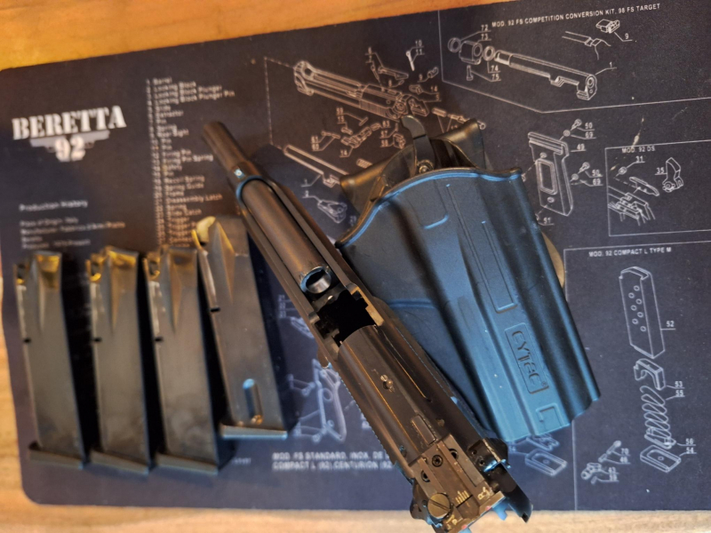Beretta 92 FS, Kal. 9mm Luger – Bild 2