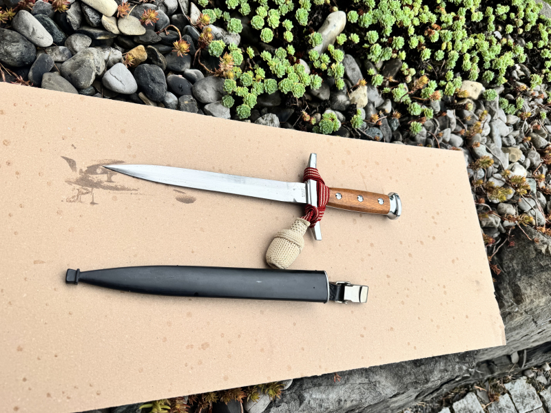 Schweizer Offizierdolch M 1943 Elsener – Bild 3