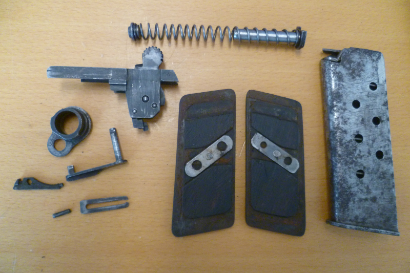 Konvolut freie Ersatzteile Tokarev TT 33 1940 – Bild 2