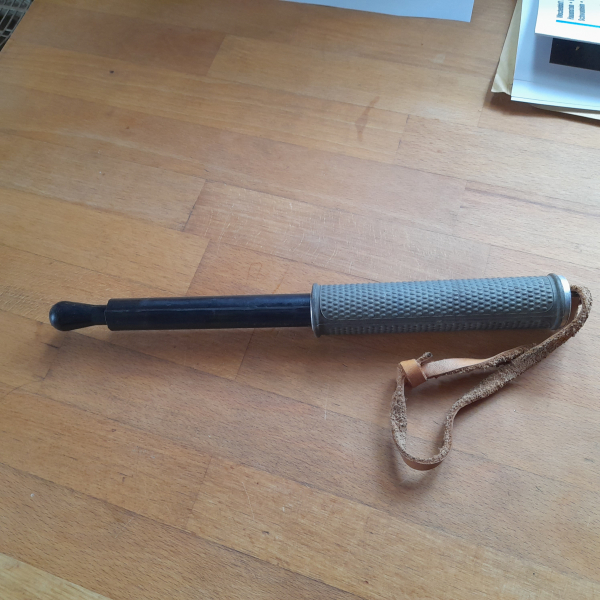 Teleskopschlagstock – Bild 2