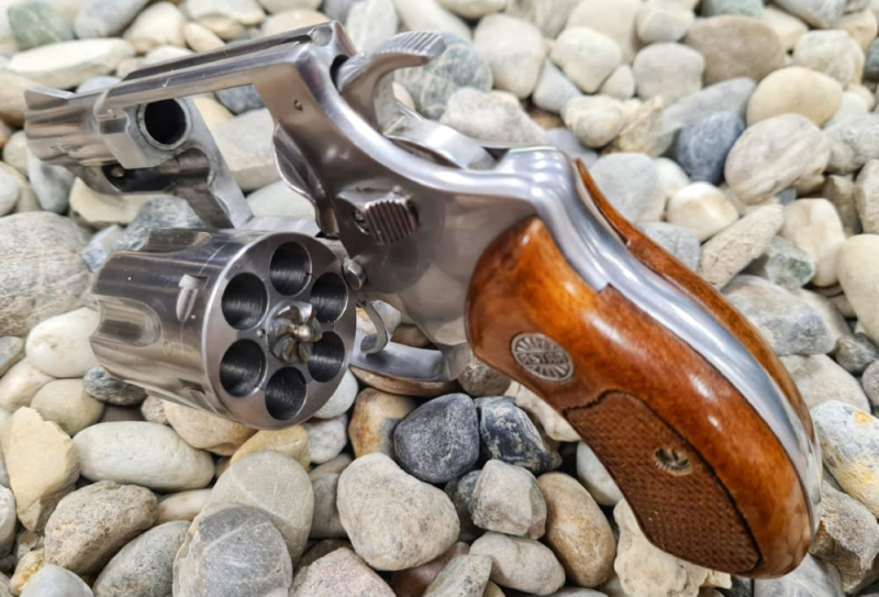 Revolver Astra 680 Inox .38 Special - kein S&W, Ruger, Colt, Taurus – Bild 3