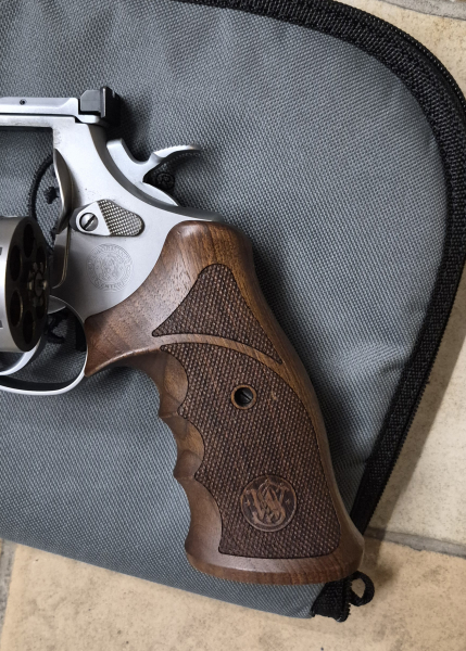 Hochwertiger Matchrevolver S&W 686-5 – Bild 3