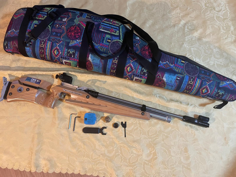 Feinwerkbau P 700 Luftgewehr und Zubehör – Bild 2
