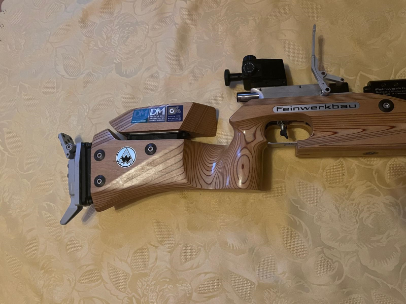 Feinwerkbau P 700 Luftgewehr und Zubehör – Bild 3