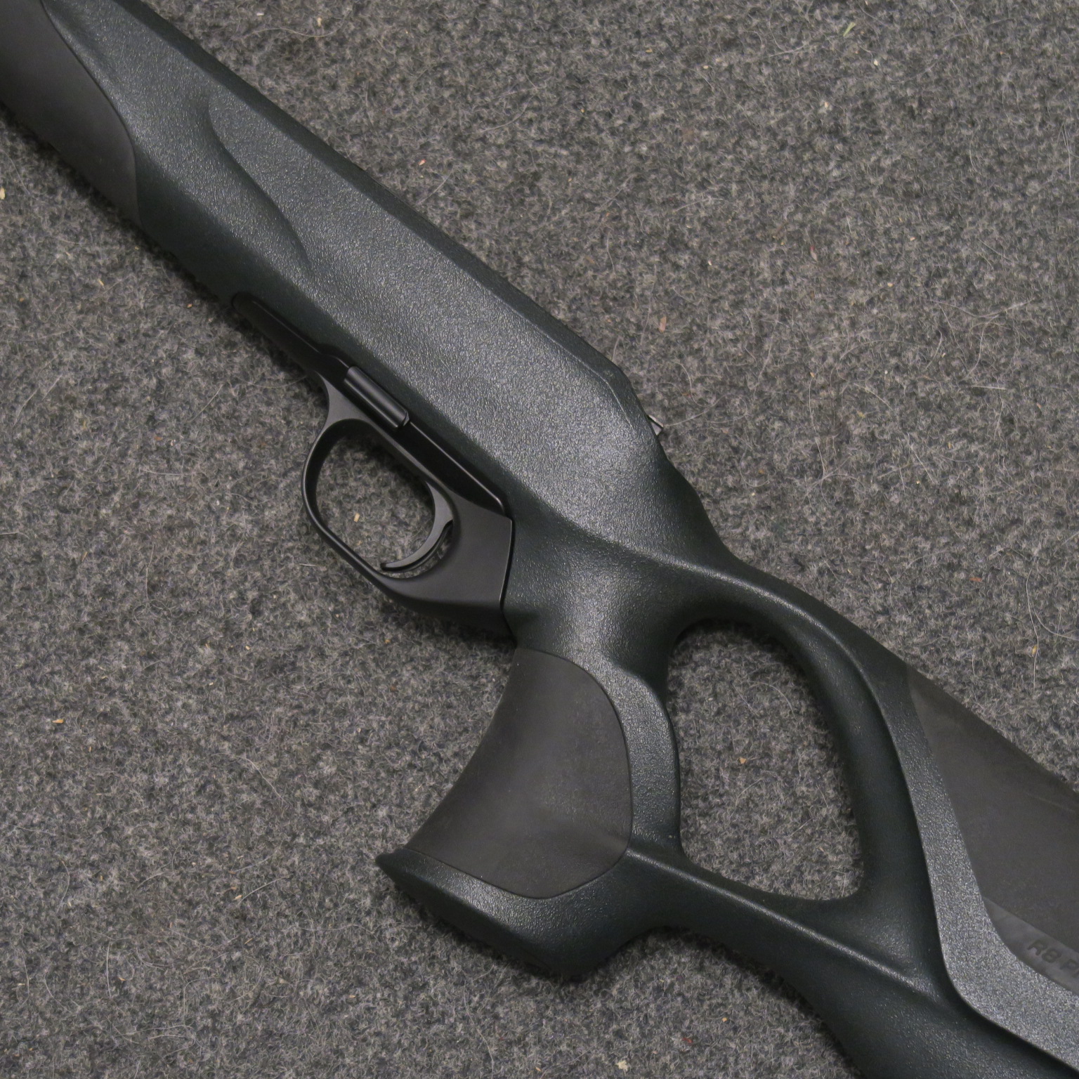 BLASER R8 PROFESSIONAL SUCCESS KOMPLETTIERUNG SCHAFT DUNKELGRÜN STANDARD SEMIWEIGHT – Bild 1