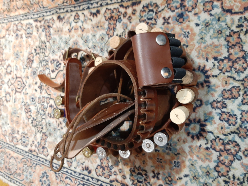 CAS Uberti Revolver und Zubehör – pilt 6