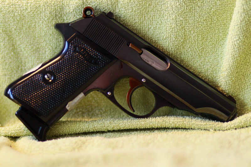 Walther PP 9mm kurz / .380 ACP Beschuss 1974 mit Originalkarton – stampa 2
