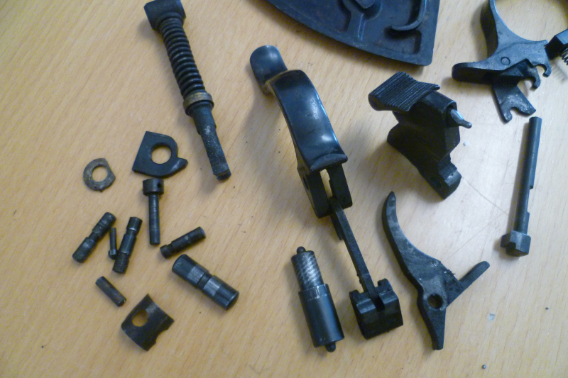Konvolut freie Ersatzteile Leuchtpistole Mod. 1934 Erma 1940 – Bild 3
