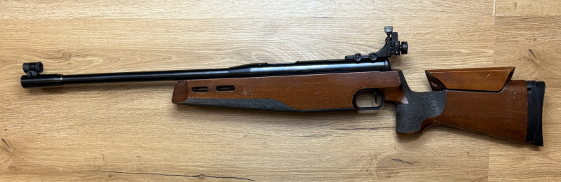 Anschütz Model 308 Matchluftgewehr – obrázek 2