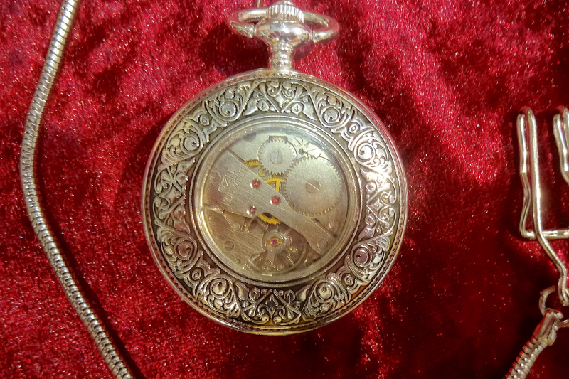Sprungdeckel Taschenuhr mit Adler und Uhrenkette – Bild 3