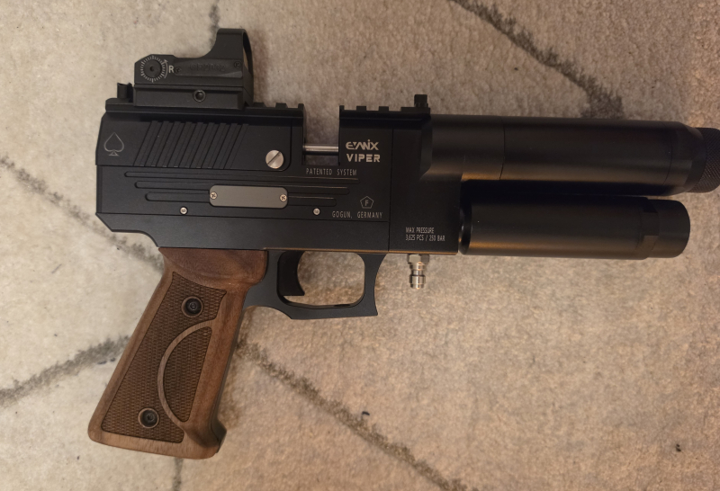 Evanix Viper F-Serie Cal .22 2023 Koffer + Hawke Red Dot Neuwertig – billede 3