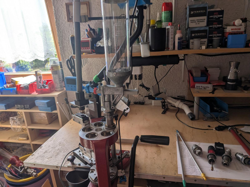 Hornady Lock-N-Load AP mit viel Zubehör – 3. kép