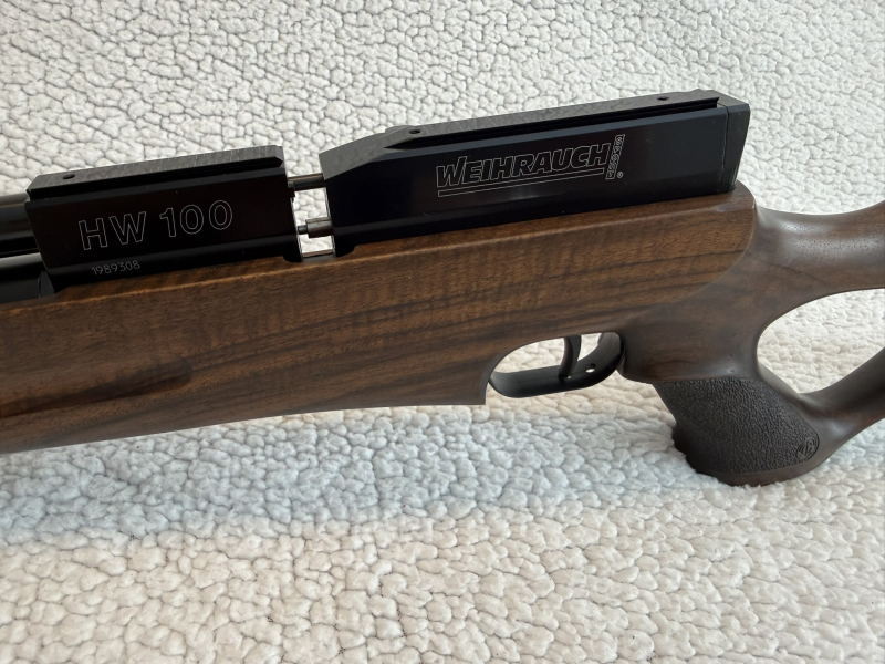 Pressluftgewehr Weihrauch HW 100 mit Schalldämpfer – billede 4