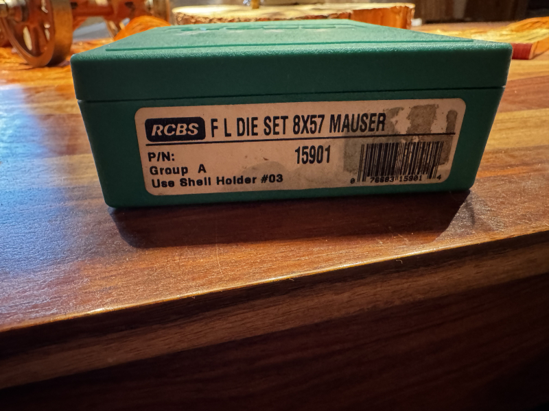 RCBS 8x57 Matritzensatz P/N 15901 mit Shell Holder – Bild 2