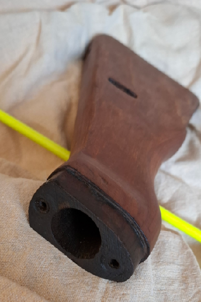 Stg 44 Schaft gebraucht,,orginal ,nur das Holz, ohne Beschläge, metallteile – obrázek 2