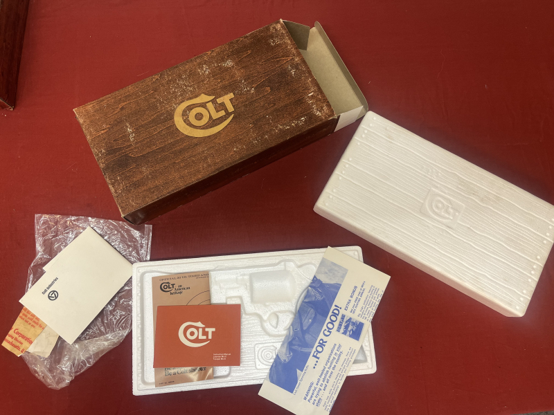 Original Colt Lawman MK III Karton – afbeelding 2