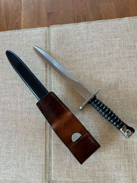 Schweizer Bajonett M57 mit original Koppelschuh – 2. kép