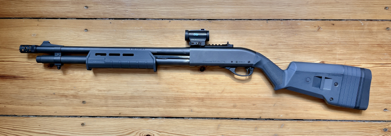 Remington 870 Express Tactical 12/76, Magpul, Holosun – pilt 2