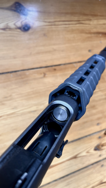 Remington 870 Express Tactical 12/76, Magpul, Holosun – pilt 3