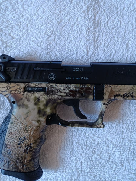 Walther P22Q, 9 mm P.A.K. - Kryptek, Signalpistole – Bild 2