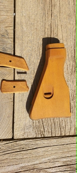 GewehrSchäft Stg 44 , kolben mit griffschale,frühes Modell,- TOP Repro !!! – Bild 2