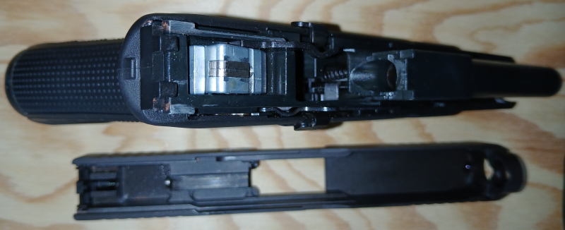 Schreckschusspistole Glock 17 SV Kaliber 9mm P.A.Knall mit Zubehör und Munition – Bild 3