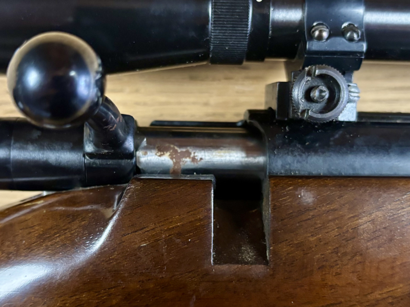Repetierbüchse Anschütz Mod. 1422 / Cal..22lr mit ZF Sornet WFW 4x32 – obrázek 5