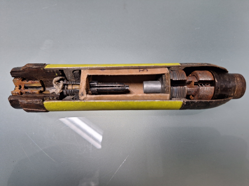 Schnittmodell Gewehrgranate 30 mit Handgranatenfunktion – imagen 2