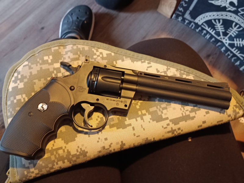Umarex CO2-Waffenpaket - Colt Python&HK45 - unbenutzt - inkl. Zubehör – Bild 3