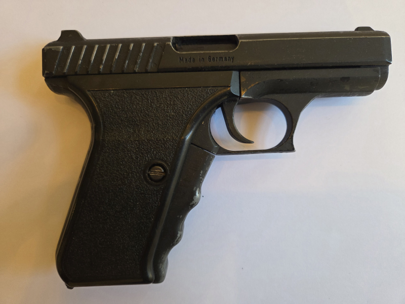IWG SP9 mit PTB 683, Kaliber 9mm PAK DEFEKT für Bastler – Bild 2