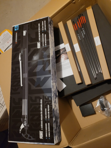Fenris Greyback Compoundbogen mit Magazin – Bild 4