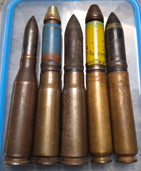 Konvolut Dt. Bordwaffenmunition/Deko – Bild 1