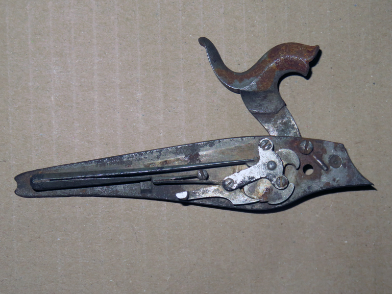Altes linkes graviertes Perkussionsschloss Vorderladergewehr Jagdflinte Büchse um 1840 – obrázek 2