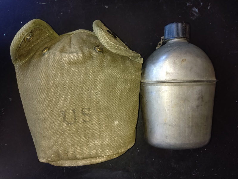 US Army Feldflasche mit Hülle – image 2