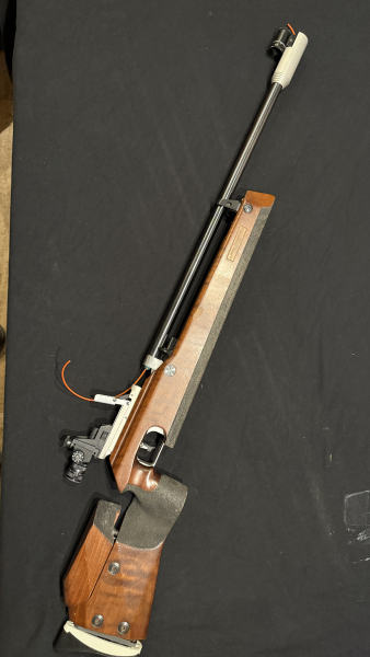 Feinwerkbau C60 – obrázek 1