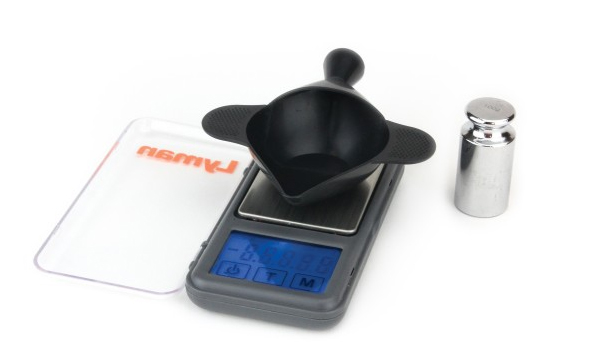 Lyman #7750725 POCKET TOUCH SCALE KIT 1500 | Kompakte Digitale Pulverwaage bis 1.500 grain | SET ! – attēls 1