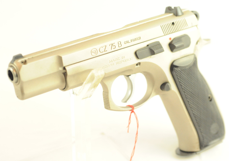 CZ 75 B ; 9mm ; halbautom. Pistole – slika 1